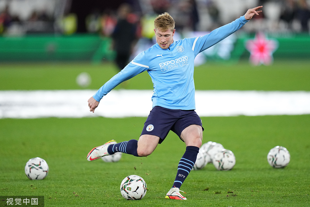 湖人vs猛龙首发：里夫斯搭档詹皇PK英格拉姆&巴恩斯